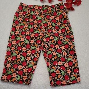 Westbound Petites Capri Crop Pant Stretch Bright Apple Floral Black 12P Side Zip